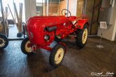 Porsche_Diesel_Junior_108L_Traktor001.jpg