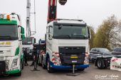 Volvo_FH4_Baumann_Kran001.jpg