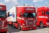 Scania_RII_Streamline_Blaettler.jpg