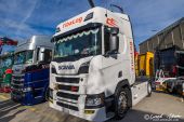 Scania_460R_Tibalog.jpg