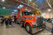 Freightliner_Cascadia_Hugelshofer003.jpg