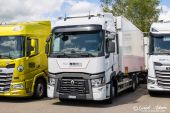 Renault_T_RIZA_Transporte.jpg