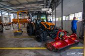 Deutz-Fahr_Traktor_NSNW_Maehmaschine.jpg