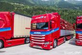 Scania_530R_V8_Sidler.jpg
