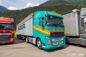 Volvo_FH4_Huber_Cham002.jpg