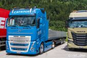 Volvo_FH5_500_Catrina001.jpg
