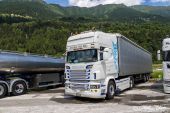 Scania_RII730_V8_Schiebeplane002.jpg
