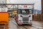 01Scania_660R-V8_Samuel_Amsler_Auhafen008.jpg