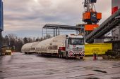 02MB_Actros_MP4_3363_Samuel_Amsler_Auhafen026.jpg