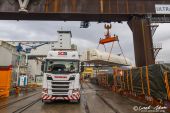 01Scania_660R-V8_Samuel_Amsler_Auhafen011.jpg