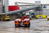 02MB_Actros_MP4_3363_Samuel_Amsler_Auhafen002.jpg