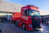 Scania_R_V8_Edink001.jpg