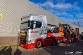 Scania_660S_V8_Pladdet.jpg