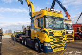 Scania_R520_V8_Van_den_Heuvel002.jpg