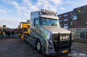 Volvo_VT5_16_Tiefladesattelzug001.jpg