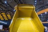 Caterpillar_775_Muldenkipper003.jpg