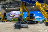 Komatsu_PC138E-11_Raupenbagger002.jpg