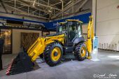 Komatsu_WB975-8_Baggerlader001.jpg