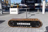 LIEBHERR_Bank.jpg