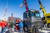 Volvo_FH5_Fassi.jpg