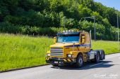 Scania_143E_V8_KFT002.jpg