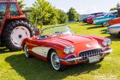 Corvette_Convertible.jpg