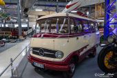 MB_O319_Bus001.jpg
