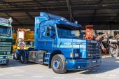 01Scania_143H_V8_Streamline_Gadefelt.jpg